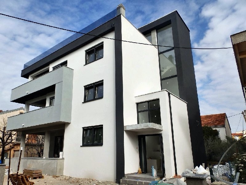 Kúpte si byt so strešnou terasou v Dalmácii - Panorama Skauting.