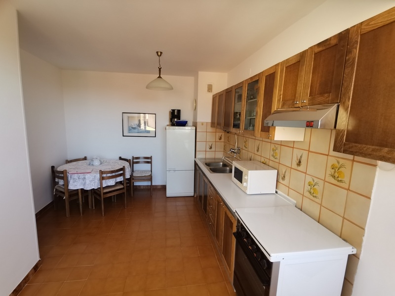 kuchyňa a jedáleň.