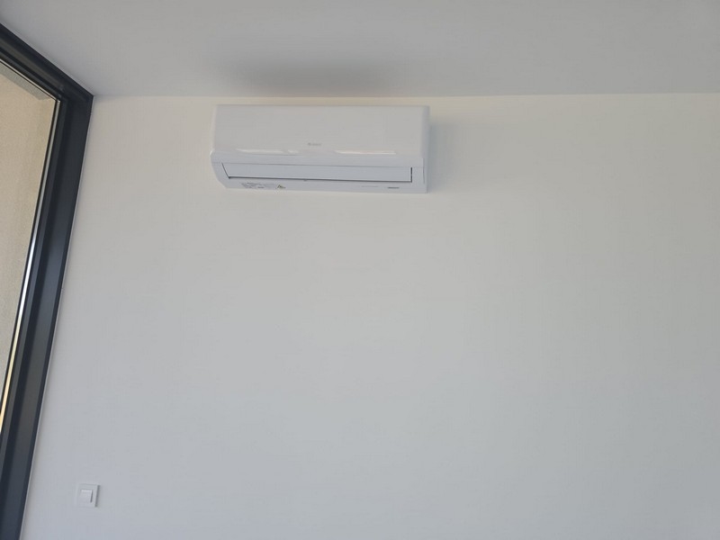 Výhľad na more z nehnuteľnosti A2362, ktorá sa predáva neďaleko Zadaru v Chorvátsku.