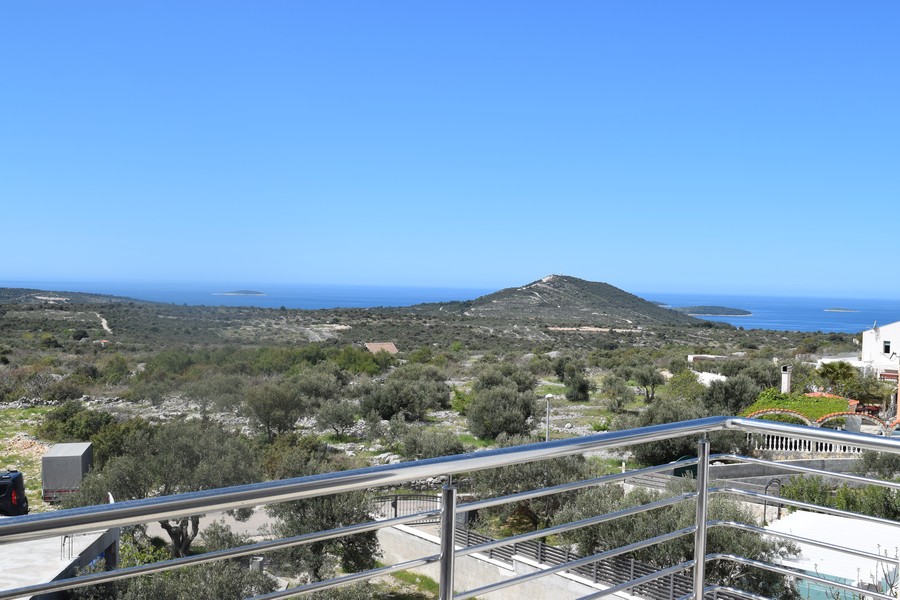 Realitná kancelária pre Chorvátsko - Panorama Scouting A2448