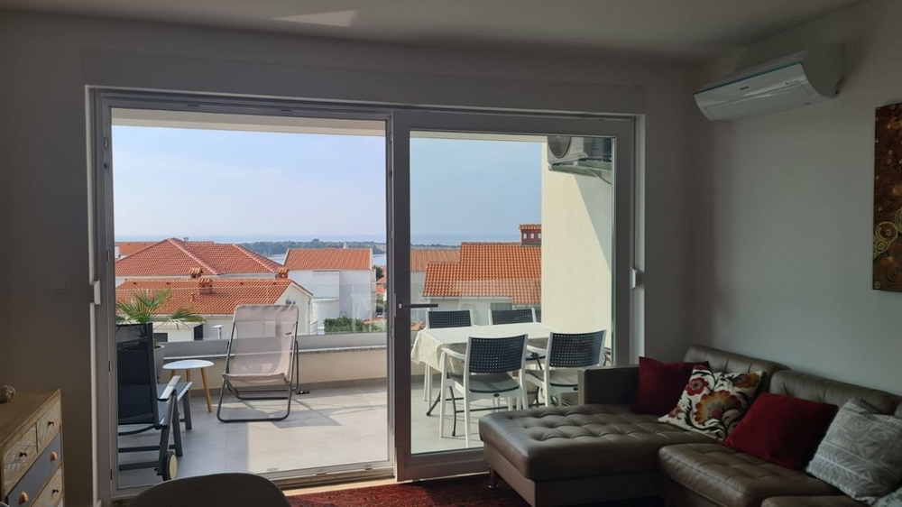 Terasa pozemku A2636, ktorý je na predaj v Chorvátsku v regióne Ostrov Pag - Panorama Scouting.