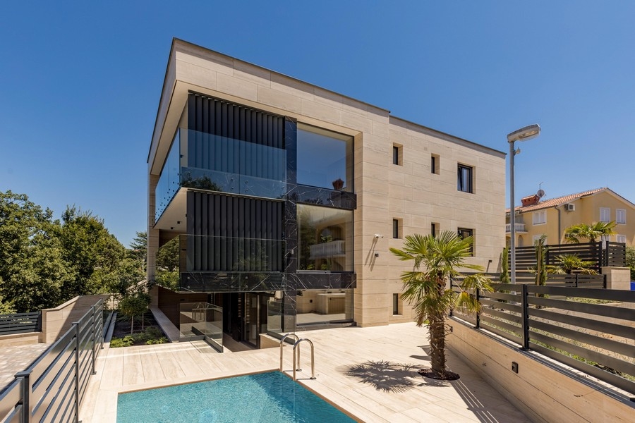 Nehnuteľnosti Chorvátsko - Panorama Scouting A2715