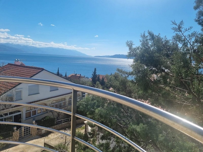 Výhľad na more nehnuteľnosti A2799, ktorá je na predaj v meste Novi Vinodolski - Panorama Scouting.