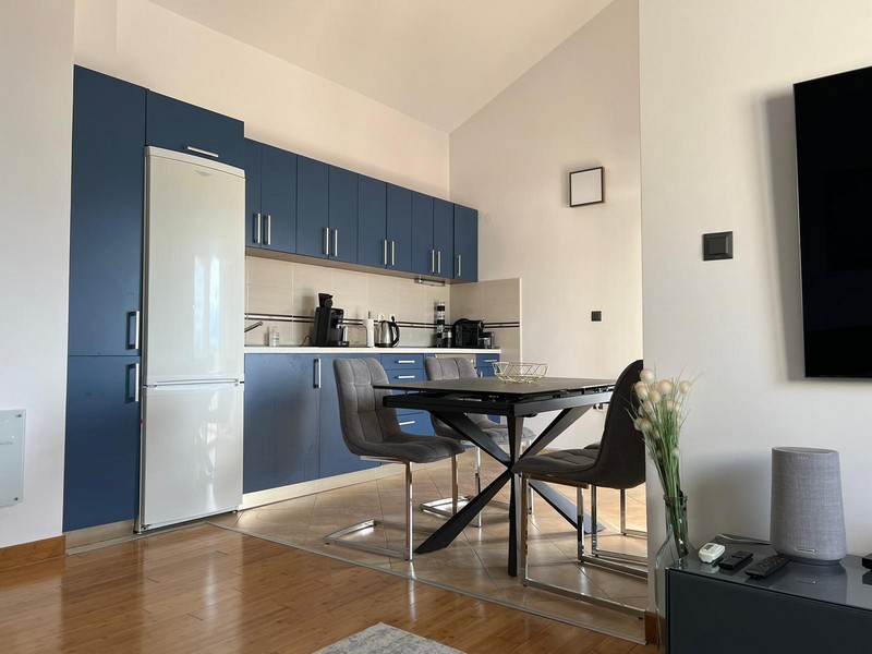 Pohodlný obývací priestor.