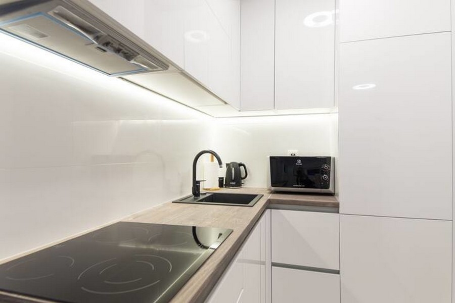 Moderná kuchyňa nehnuteľnosti A2814 v Novalji na ostrove Pag.