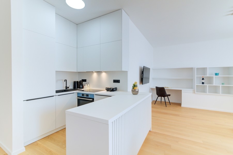 Plne vybavený apartmán pri mori s vybavenou kuchyňou