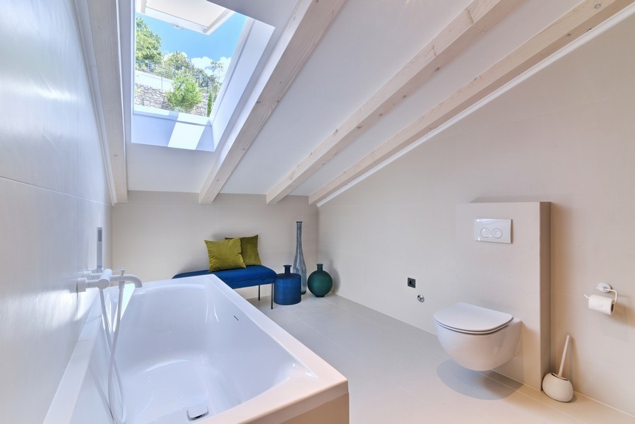 Kvalitné kúpeľne s oknami