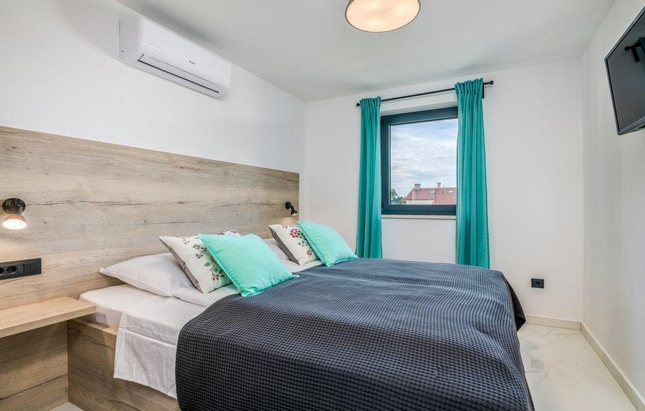 Klimatizovaný a komfortne zariadený priestor na spanie.