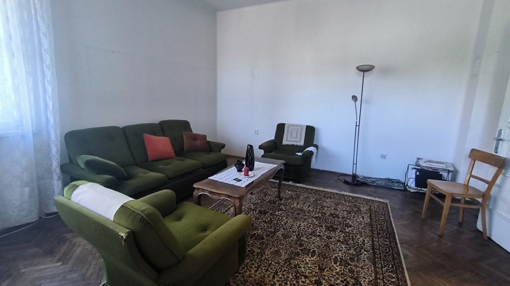 Apartmán s tradičným dalmatínskym zariadením zo 70. rokov.