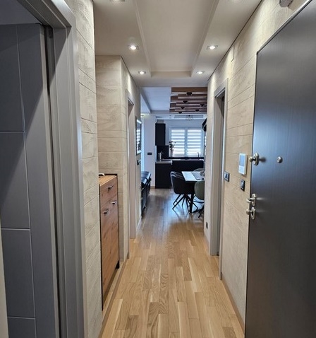 Dobre navrhnutý apartmán s 2 spálňami