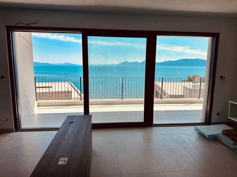 Výhľad na more z obytnej časti nehnuteľnosti A3057, ostrov Hvar, Chorvátsko - Panorama Scouting.