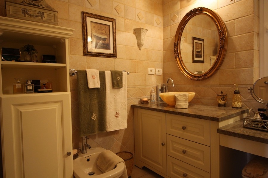 Vysoko kvalitný apartmán s panoramatickým výhľadom na more