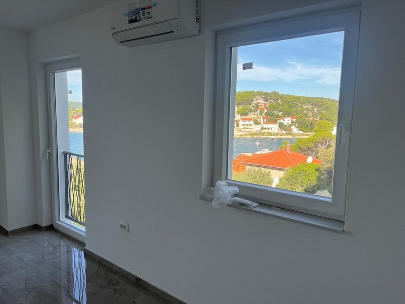 Izba s klimatizáciou a výhľadom na more