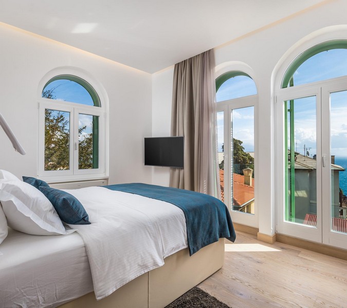 Spálňa s výhľadom na more, nehnuteľnosť snov v Chorvátsku