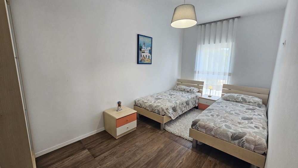 Dve manželské postele v objekte A3315 v Crikvenici - Panorama Skauting v Chorvátsku.