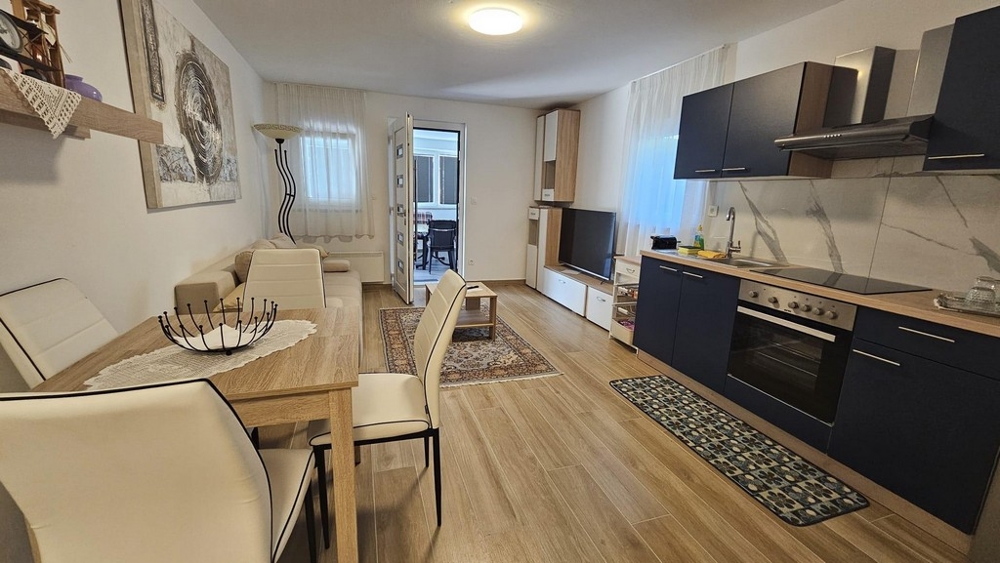 Pohľad na spodný byt bytu.