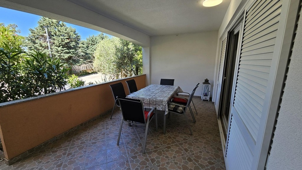 Terasa bytu A3369, ktorý sa predáva v Chorvátsku.