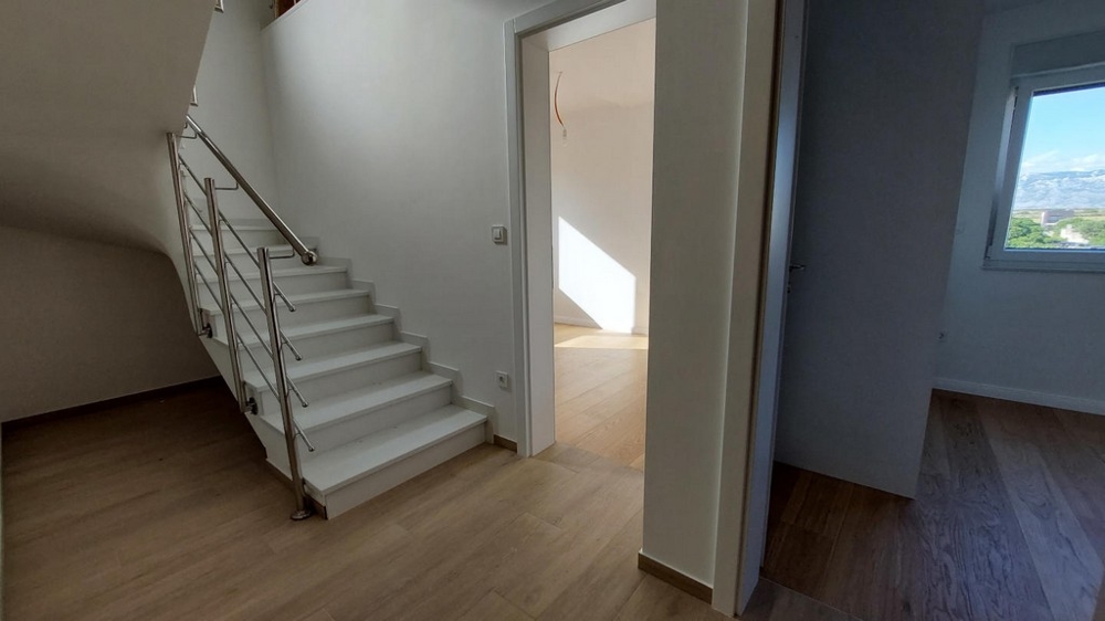 Vstupná hala apartmánu A3381 v Chorvátsku - Panorama Scouting Real Estate.