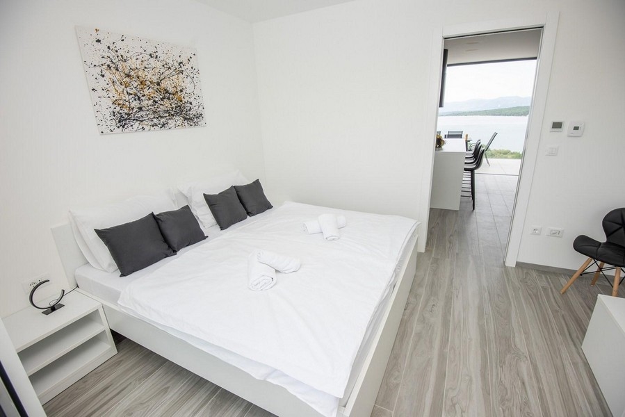 Jedna zo štyroch spální.