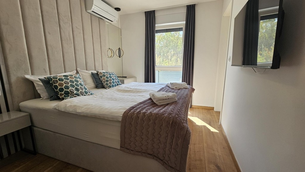 Útulná spálňa s kvalitným zariadením