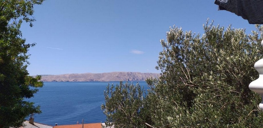 Byt s výhľadom na more na predaj v meste Senj, Kvarnerský záliv, Chorvátsko.