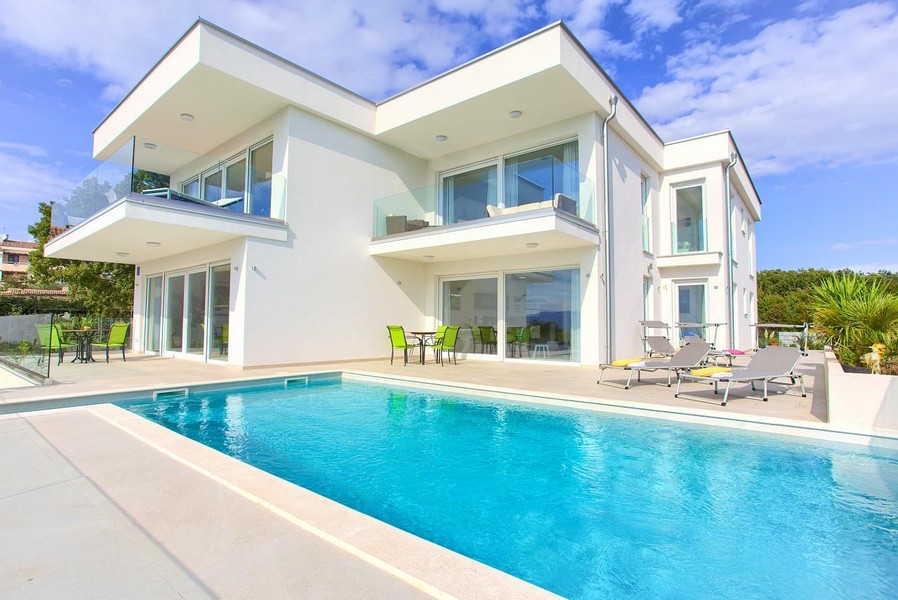 Moderný apartmán s bazénom na predaj v Chorvátsku - nehnuteľnosť Panorama Scouting A3446.