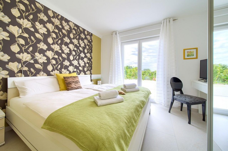 Spálňa s prístupom na terasu.