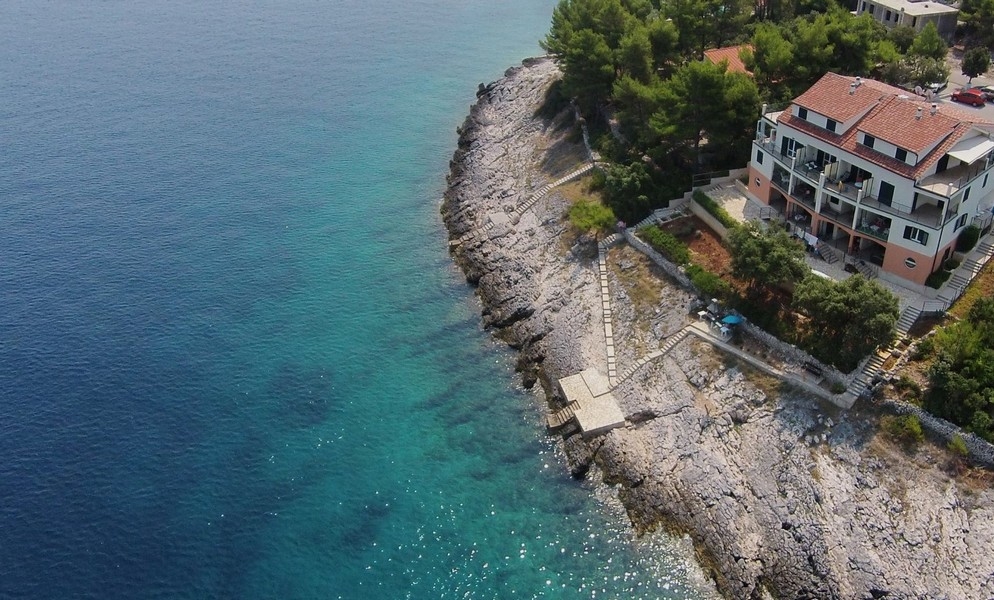 Predám apartmán v 1. rade pri mori v Chorvátsku.