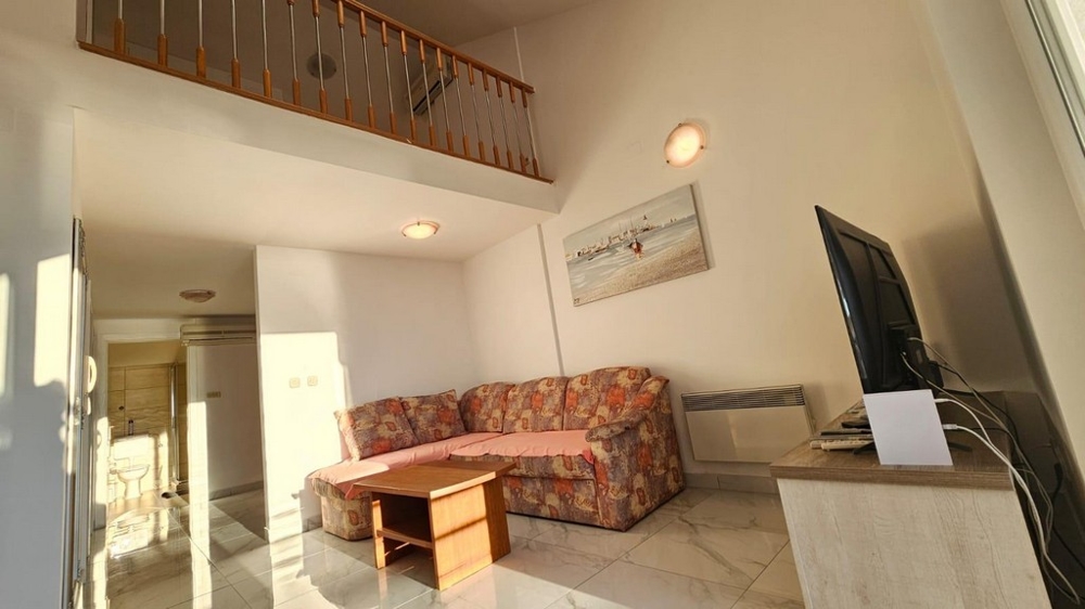 Pohľad z obývacej časti na galériu.