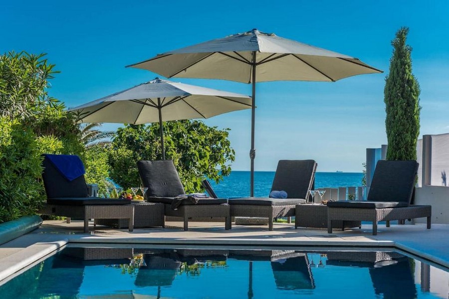 Byt s bazénom na predaj v Chorvátsku - Panorama Skauting.