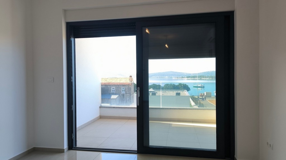 Výhľad na more z terasy