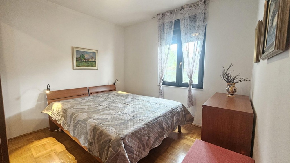 Druhá spálňa s manželskou posteľou