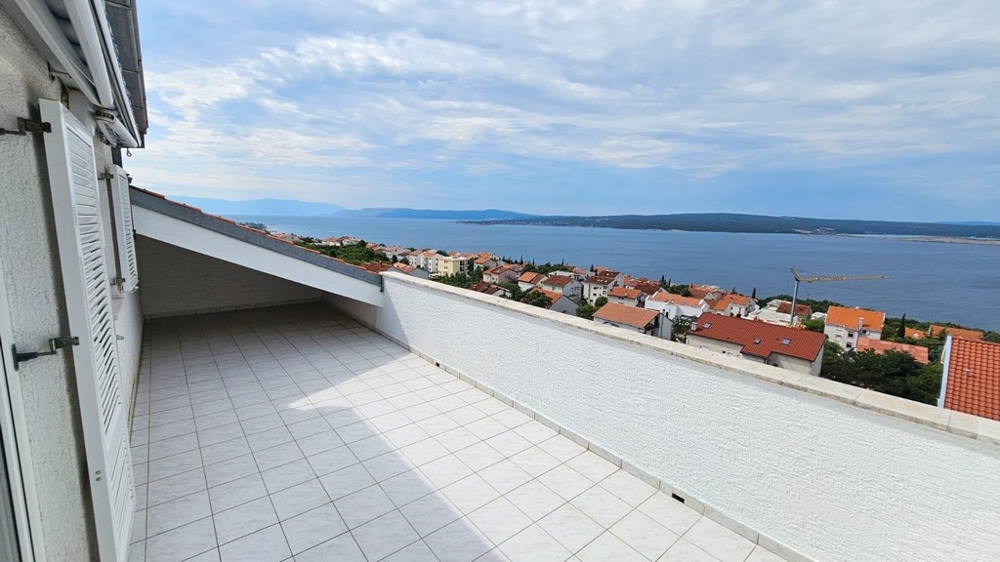 Strešná terasa objektu A3695 v Chorvátsku - Panorama Skauting.