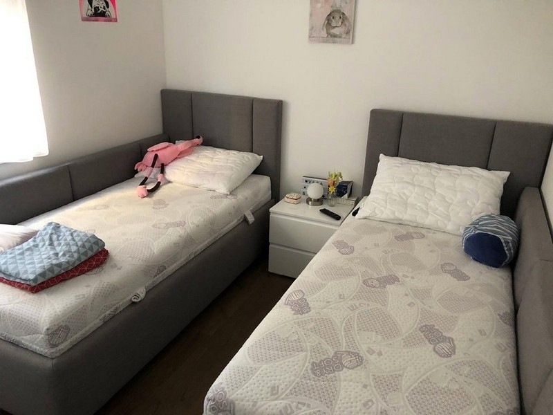 Hosťovská izba s dvomi samostatnými lôžkami