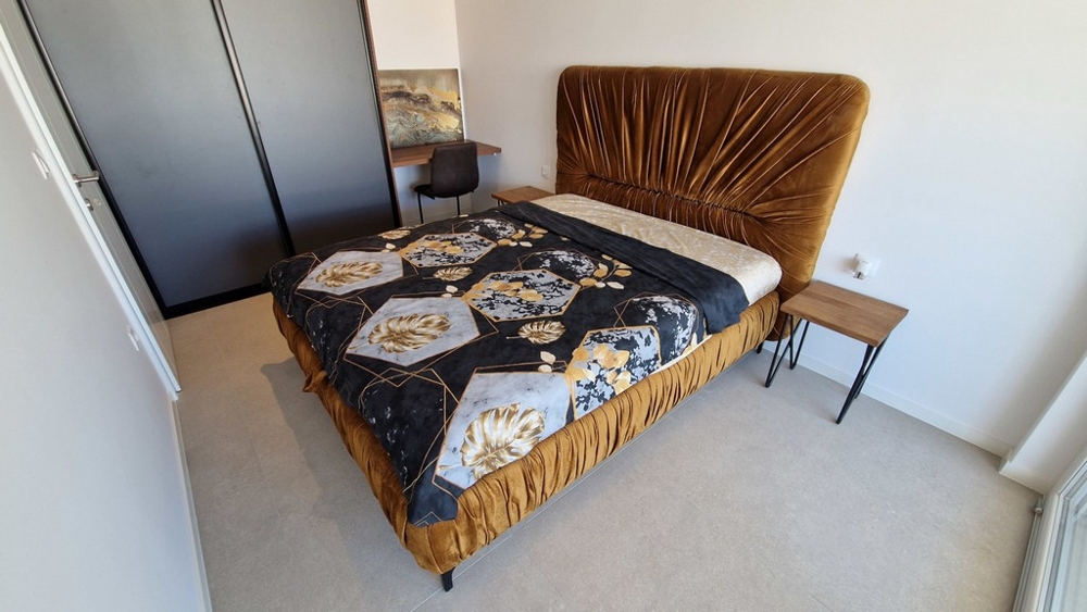 Druhá spálňa s lôžkom a pracovňou