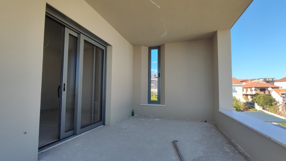 Krytá loggia s posuvnými dverami