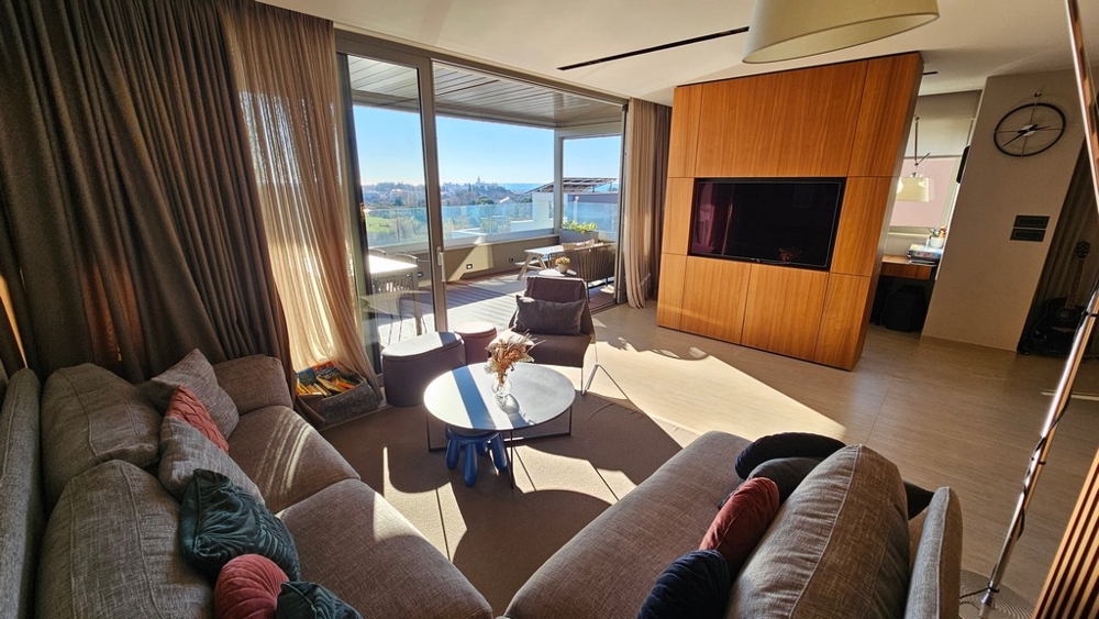 Luxusná obývacia izba nehnuteľnosti A3865 na Istrii v meste Novigrad.