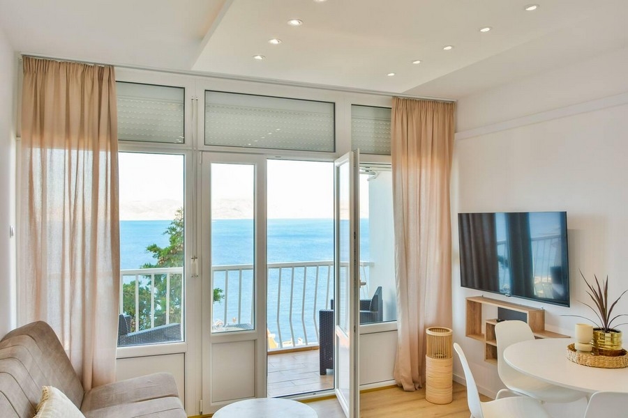 Apartmán s výhľadom na more v meste Senj, Kvarnerský záliv.
