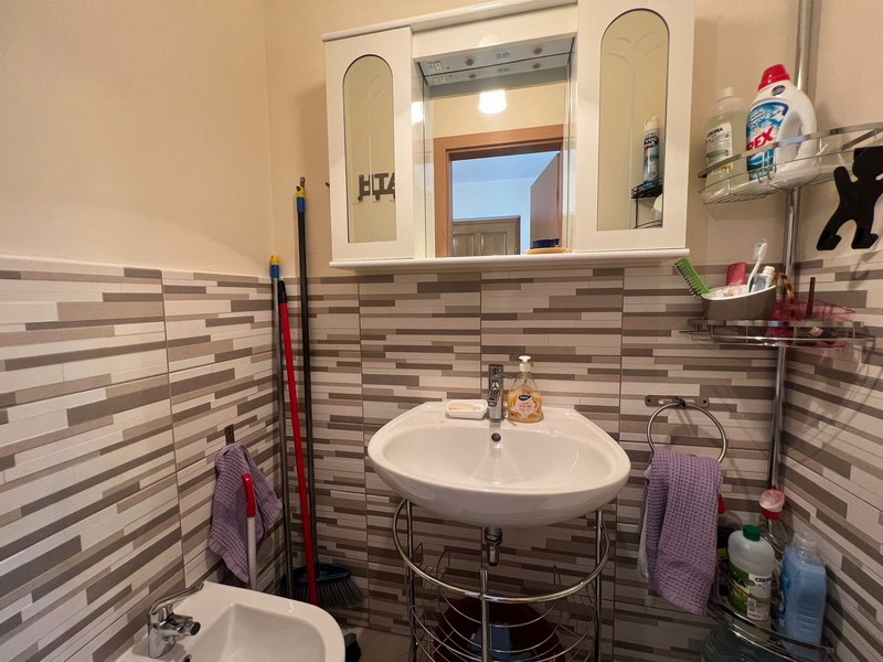 Kúpeľňa s umývadlom a bidetom