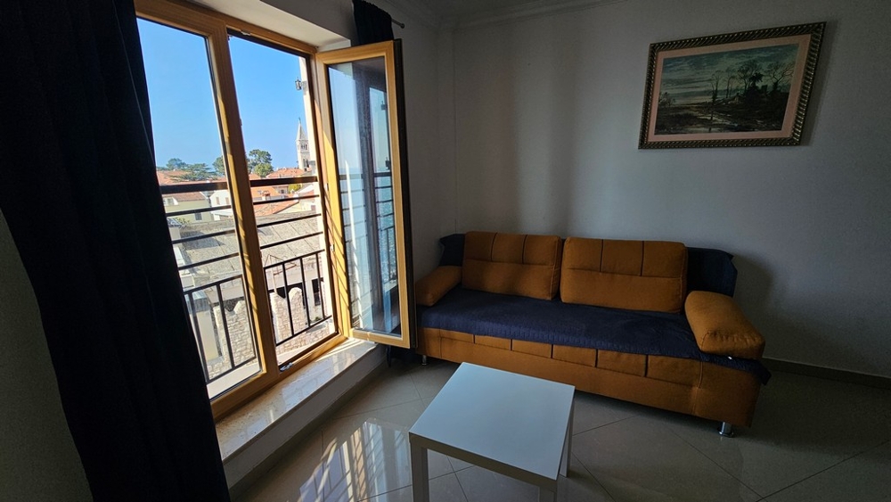 Obytná plocha ponuky A3894 pri mori v meste Novigrad na Istrii.