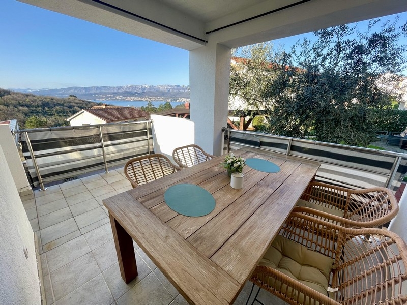 Byt s výhľadom na more na ostrove Krk na predaj - Panorama Scouting A3917.