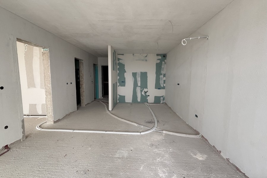 Izba s prístupom na terasu a čiastočným výhľadom na more