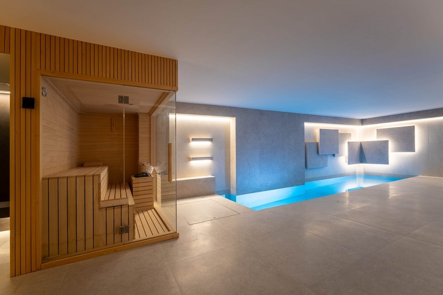 Wellness zóna so saunou a krytým bazénom