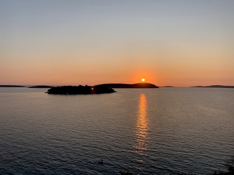 Dojmy z blízkosti stavebného pozemku v Chorvátsku