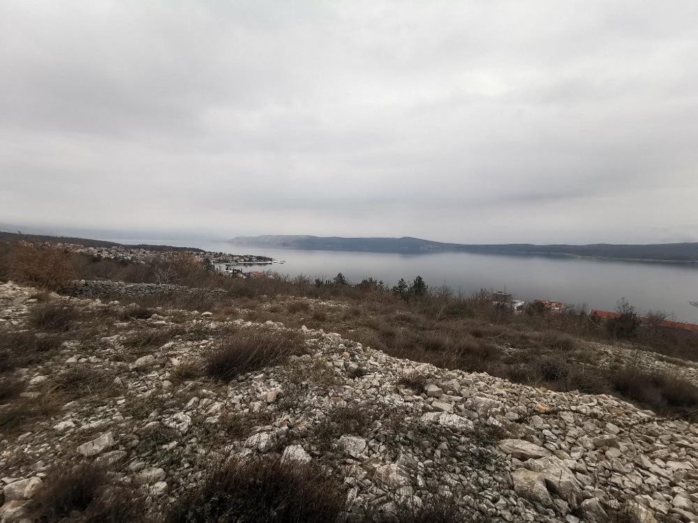 Pozemok s krásnym výhľadom na more v Chorvátsku - Panorama Skauting.