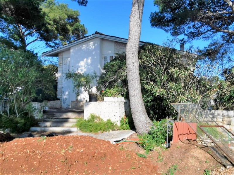 Chorvátsko Nehnuteľnosti - Ostrov Brač, pozemok Panorama Scouting G413
