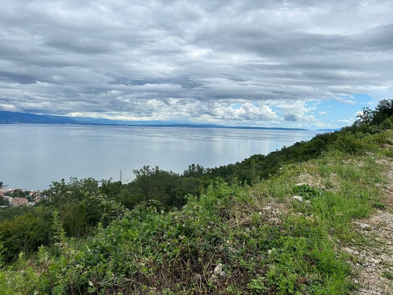 Pozemok s projektom v Chorvátsku na predaj - Panorama Skauting.