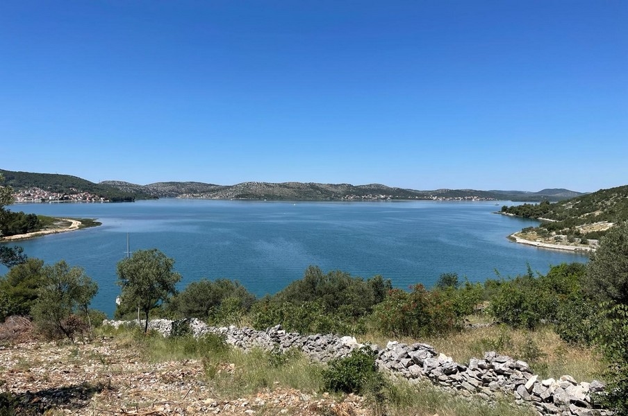 Možný projekt na pozemok G448.