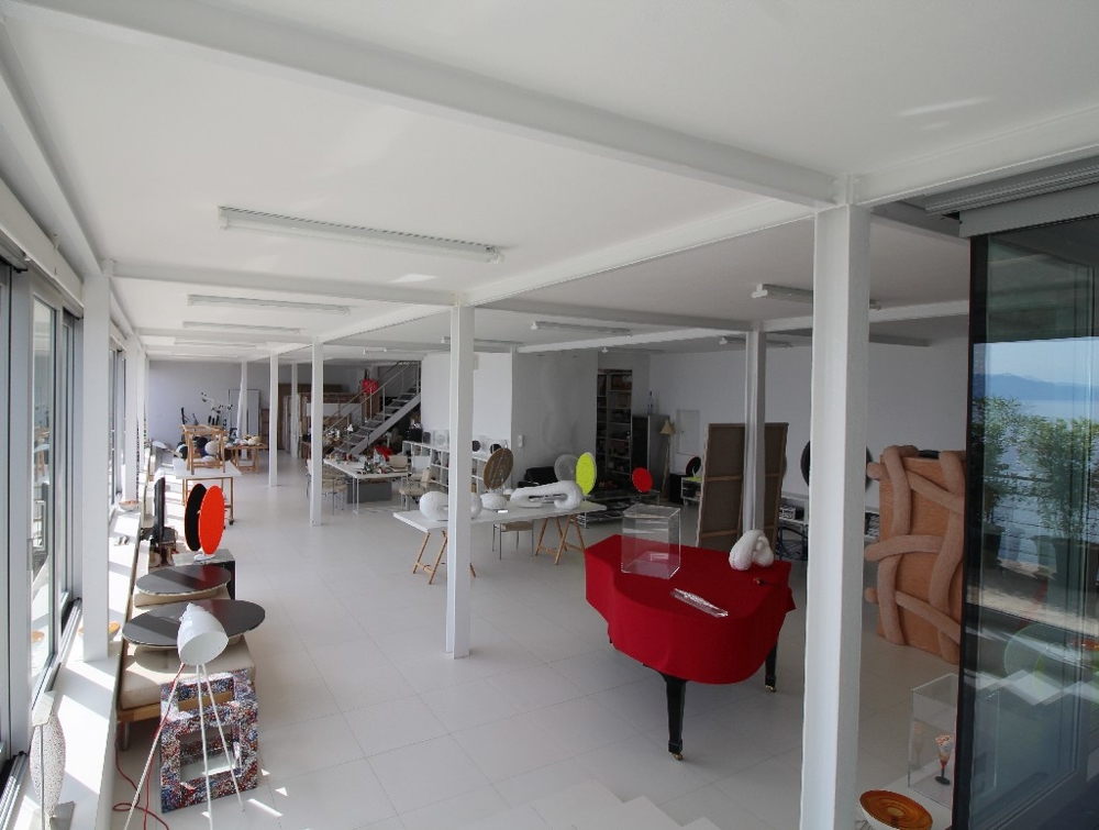 Štúdio na prízemí.