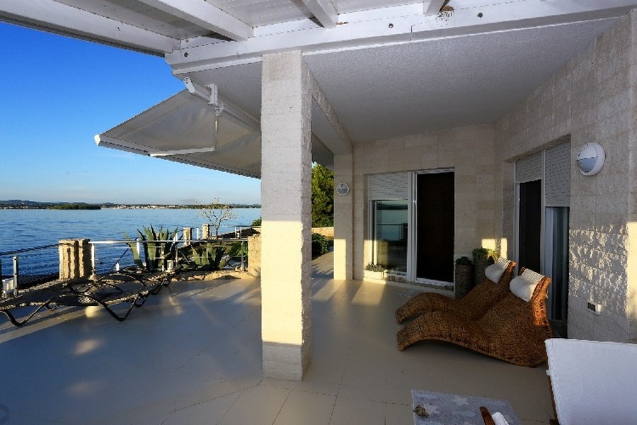 Kúpte si kvalitné vily priamo pri mori v Chorvátsku - Panorama Scouting GmbH.